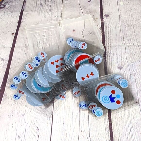 Kikkerland Playing Cards Invisible - Picture 4 of 4